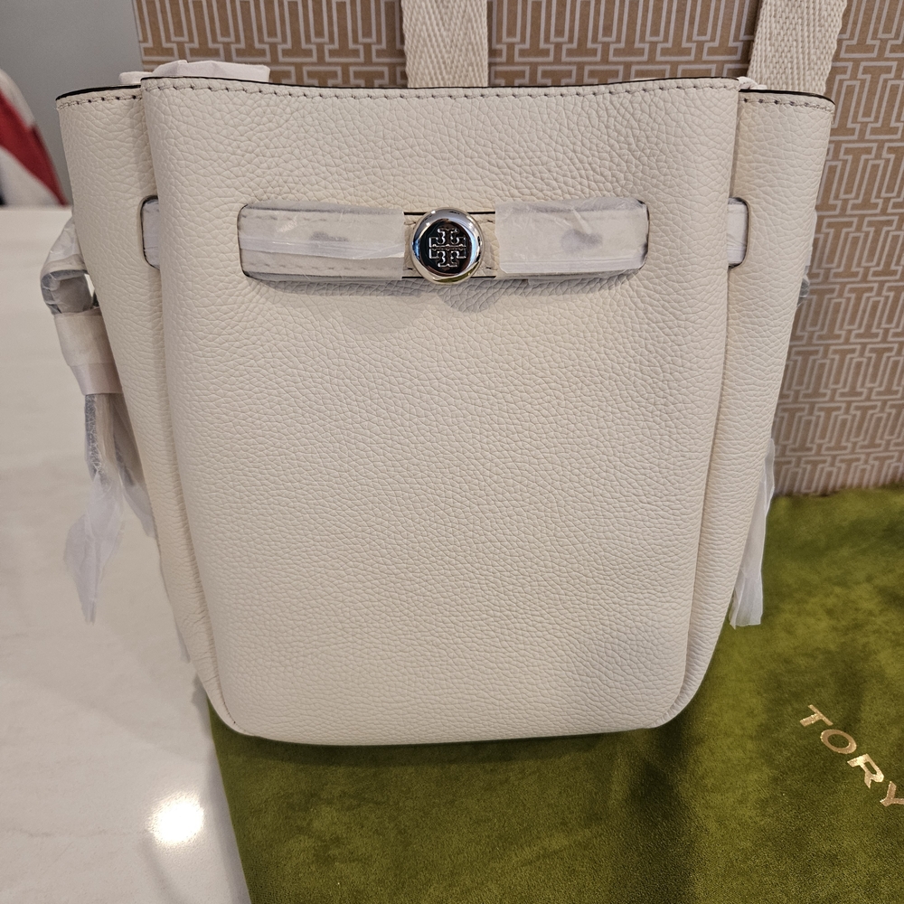 Tory Burch Cream Leather Tote